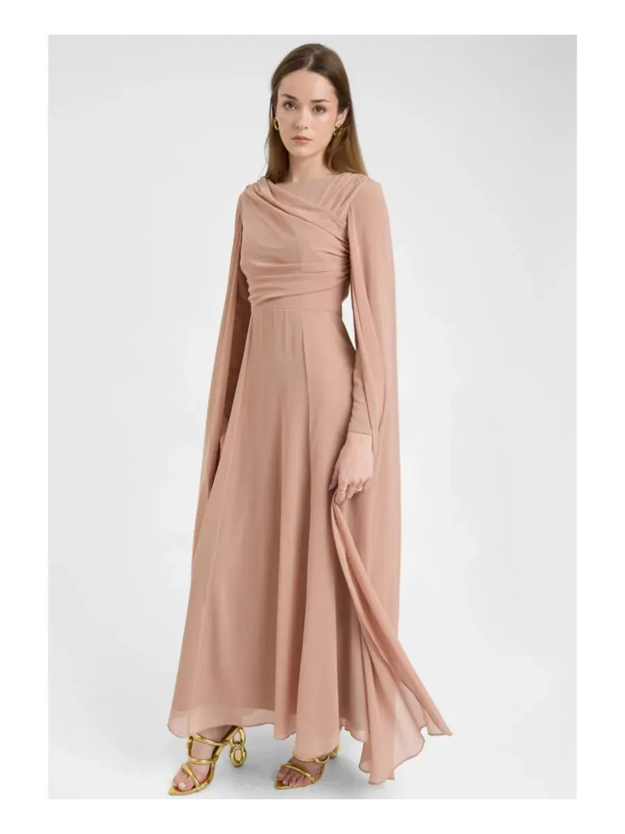 Женское скромное шифоновое платье-макси с топом-запахом Maryisa, Taupe Blush — изображение 3 из 5