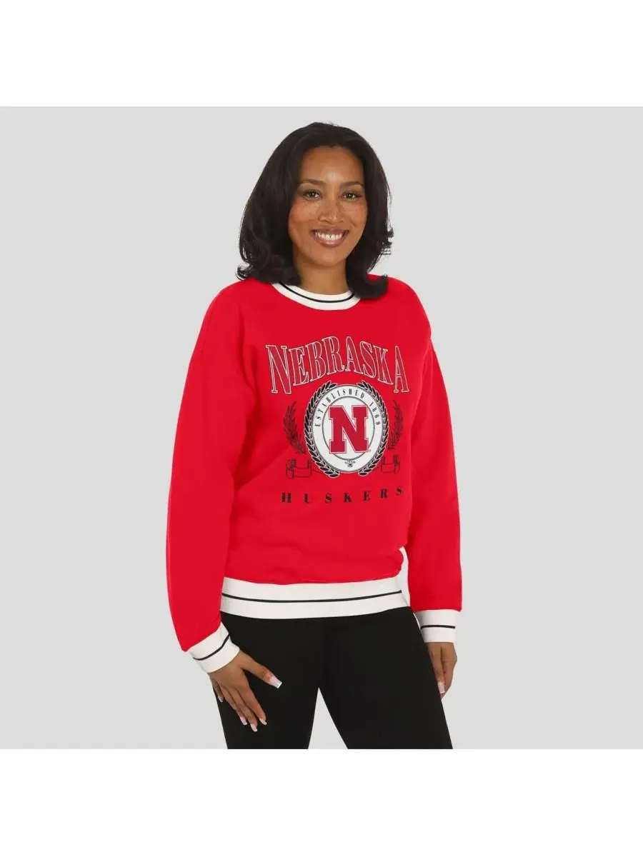Женская толстовка Scarlet Nebraska Huskers Seal WEAR by Erin Andrews — изображение 3 из 5, алый