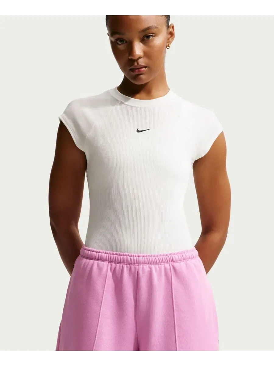 Женские шорты средней посадки из французского махрового трикотажа Nike — изображение 2 из 5