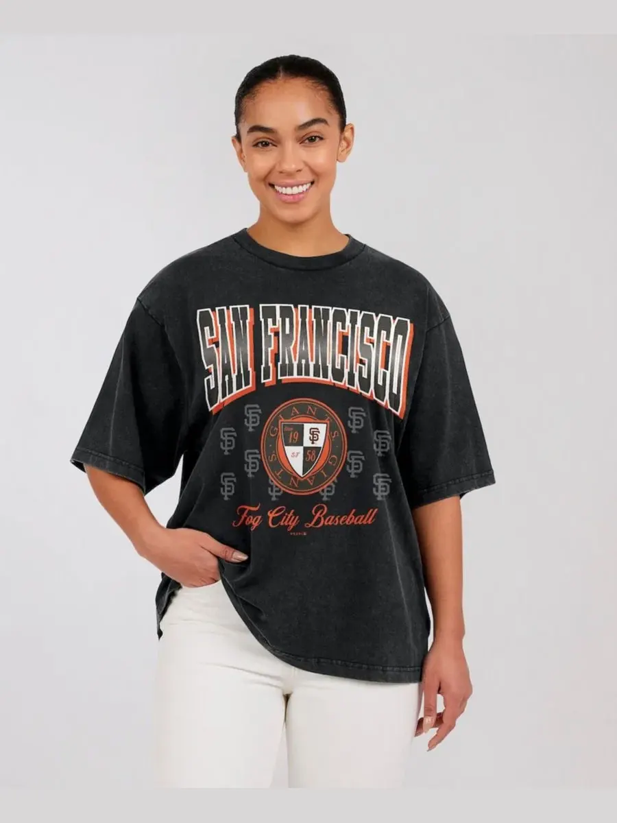 Женская черная футболка San Francisco Giants оверсайз в стиле "бойфренд" Wear By Erin Andrews — изображение 4 из 4, черный