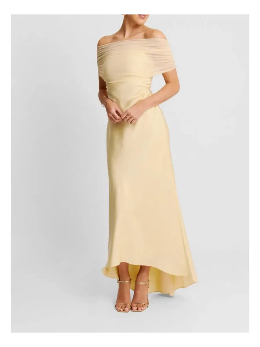 Платье-макси с открытыми плечами Bardot Satin Six Stories, Pale Lemon — изображение 3 из 8