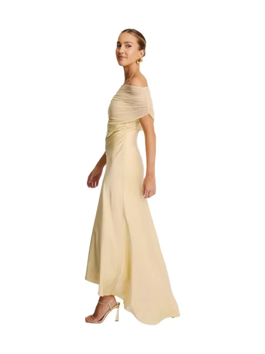 Платье-макси с открытыми плечами Bardot Satin Six Stories, Pale Lemon — изображение 5 из 8