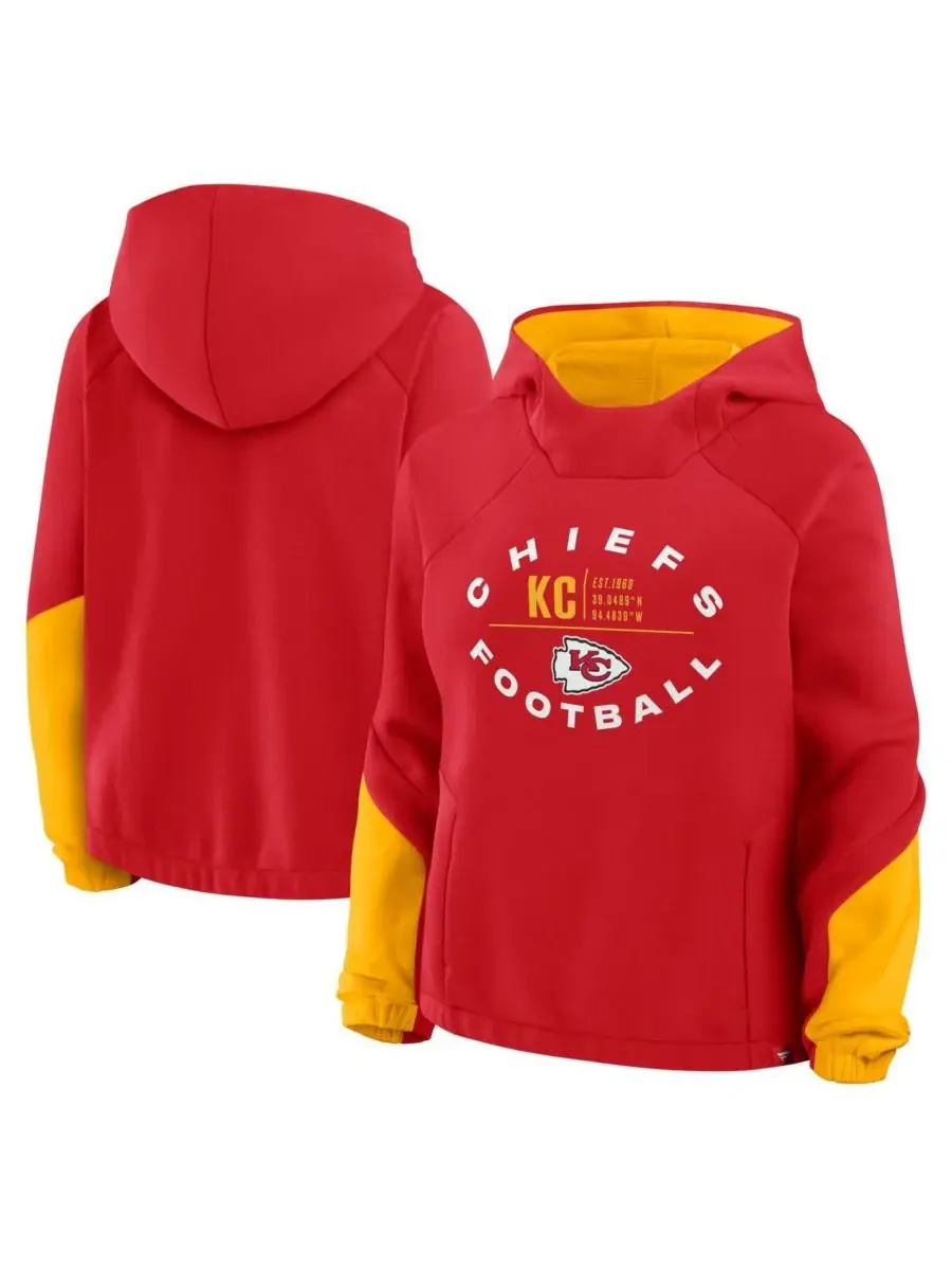 Fanatics Женская красная толстовка с капюшоном Kansas City Chiefs Oversized Redzone Bubble Screen — изображение 1 из 3