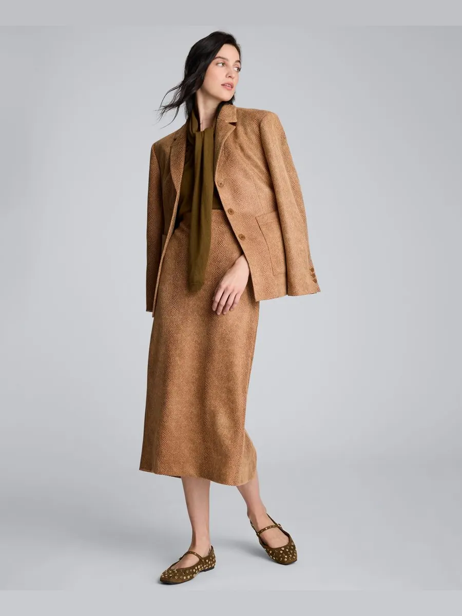 Женский блейзер с тисненым змеиным принтом Kenneth Cole, Rinch Umber — изображение 3 из 4