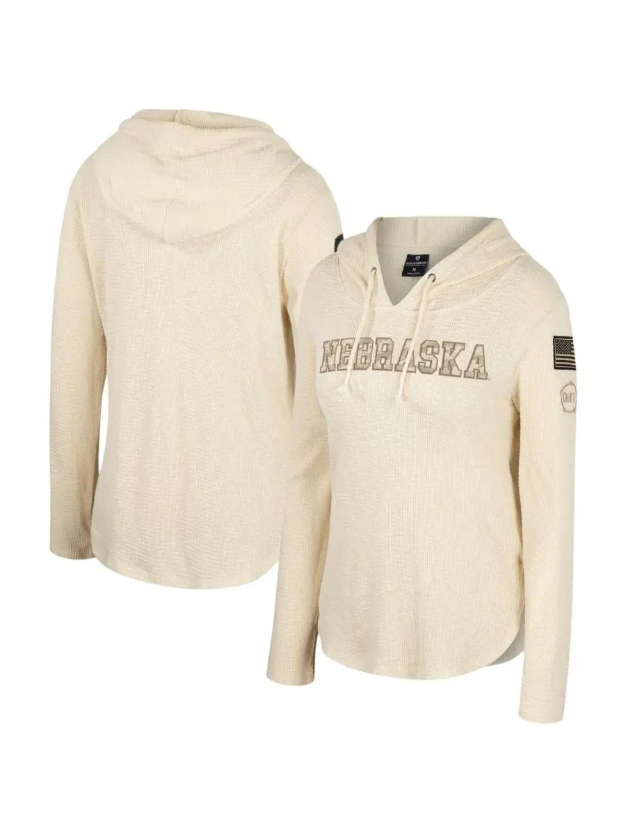 Colosseum Женская кремовая толстовка с длинным рукавом Nebraska Huskers OHT Military Appreciation — изображение 1 из 4