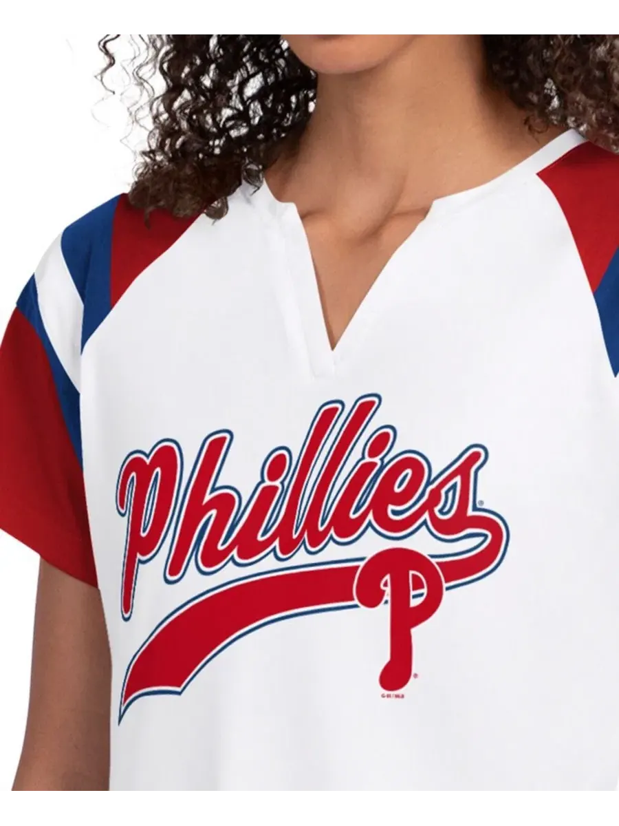 Женская белая футболка Philadelphia Phillies Game On с вырезом-стойкой и рукавами реглан Starter — изображение 2 из 3