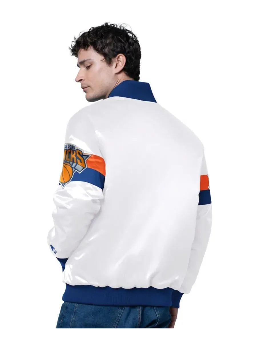 Куртка-бомбер с сатиновой отделкой New York Knicks Triple Option Varsity Full-Snap Satin Starter — изображение 2 из 2