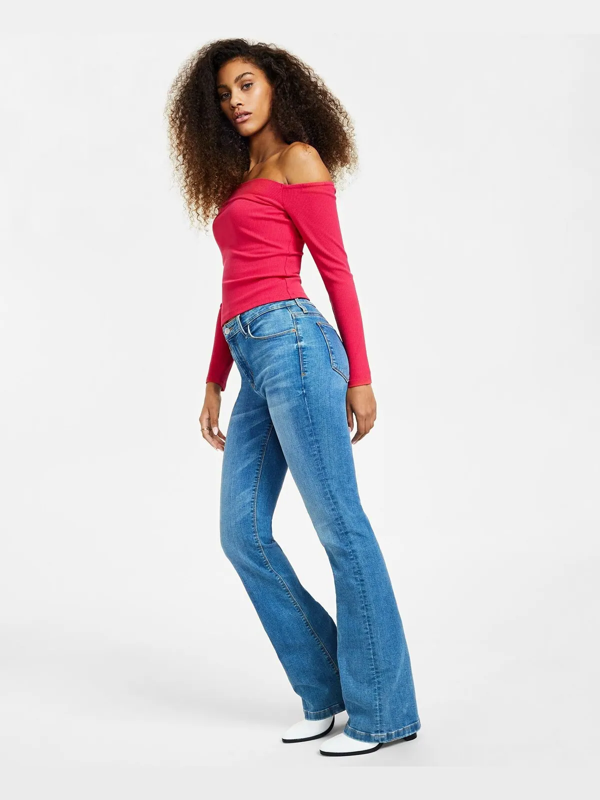 Женские сексуальные джинсы bootcut со средней посадкой GUESS — изображение 3 из 11