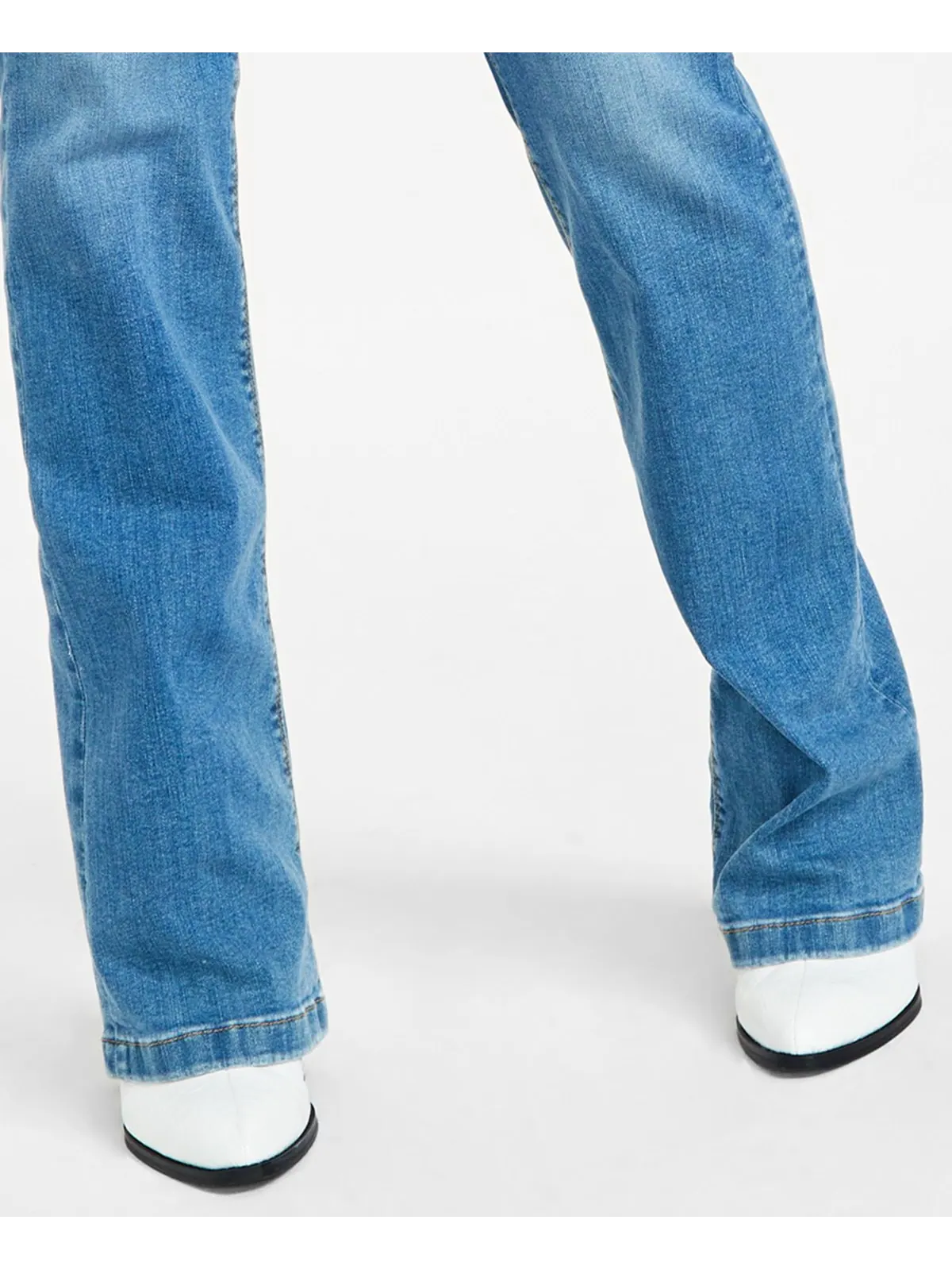 Женские сексуальные джинсы bootcut со средней посадкой GUESS — изображение 6 из 11
