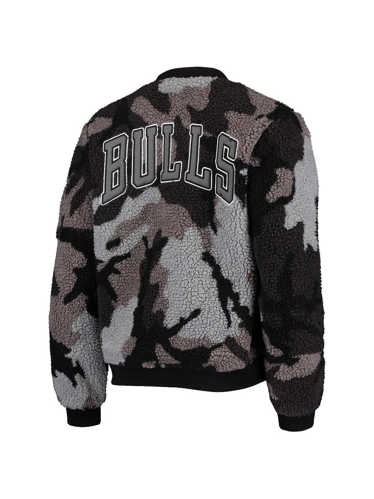 Черная женская куртка-бомбер с молнией во всю длину из шерпы Chicago Bulls Camo The Wild Collective — изображение 2 из 4