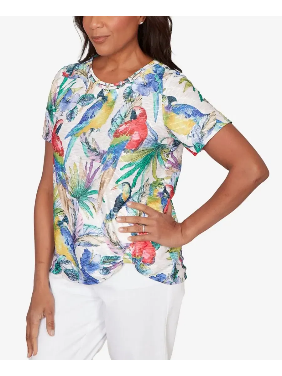 Футболка с коротким рукавом и принтом Petite Parrot Tropical Beaded Neck Top Alfred Dunner, Bright — изображение 2 из 5