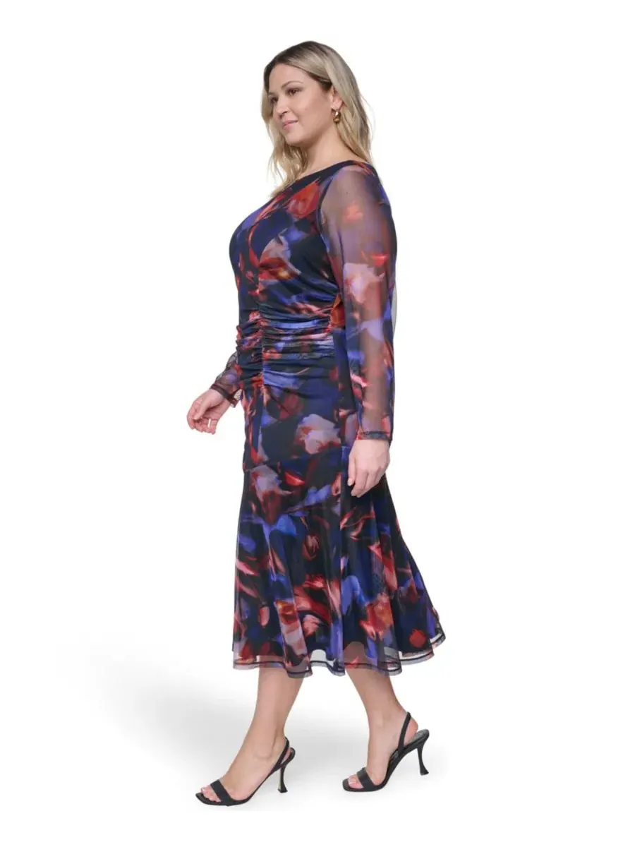 Платье-миди с боковой драпировкой и сеткой Plus Size Printed Side Ruched Mesh Midi Dress Vince — изображение 2 из 5