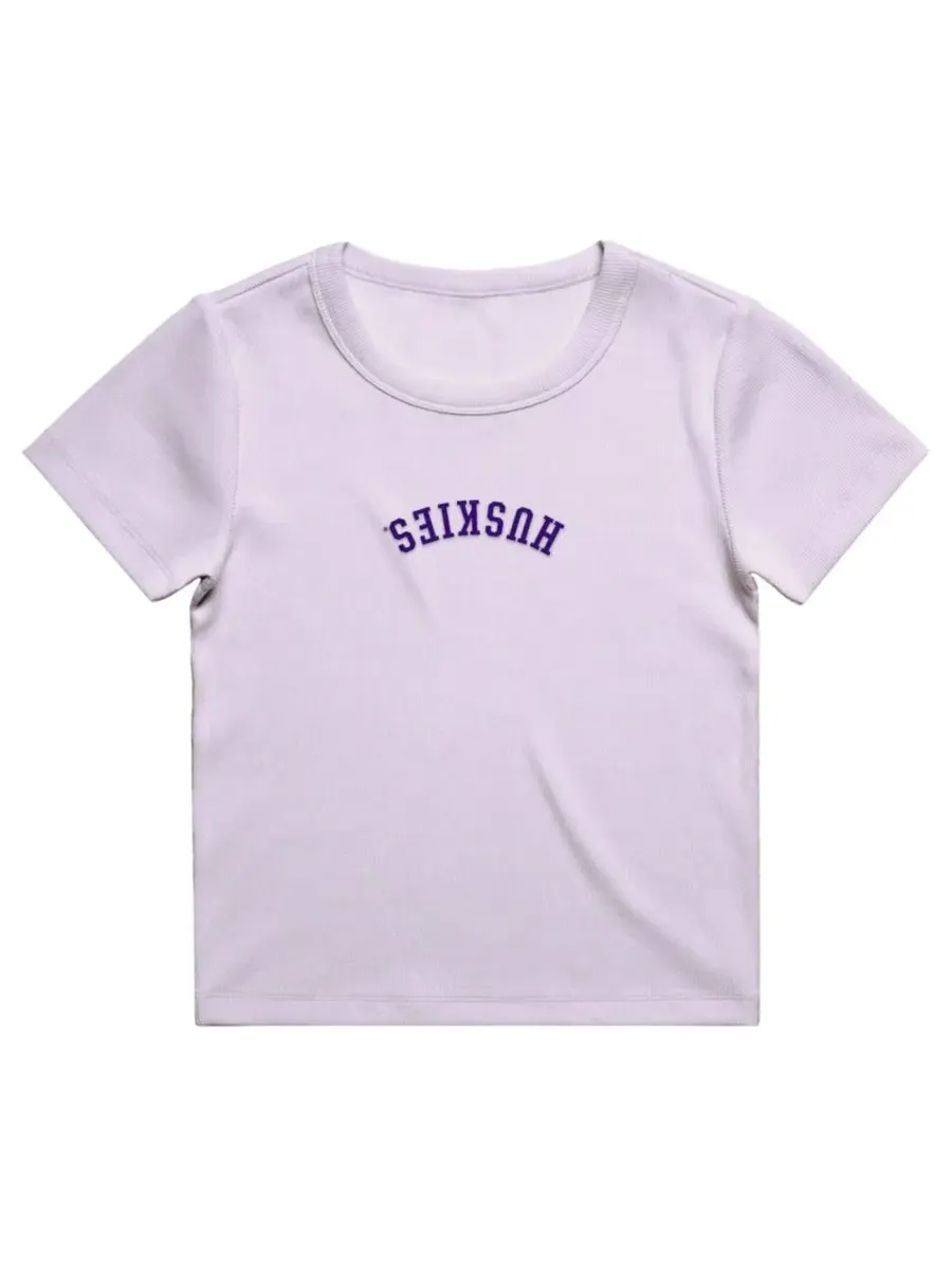Женская футболка-кроп с вышивкой Upside Down Embroidery Uscape Apparel — изображение 2 из 2, фиолетовый