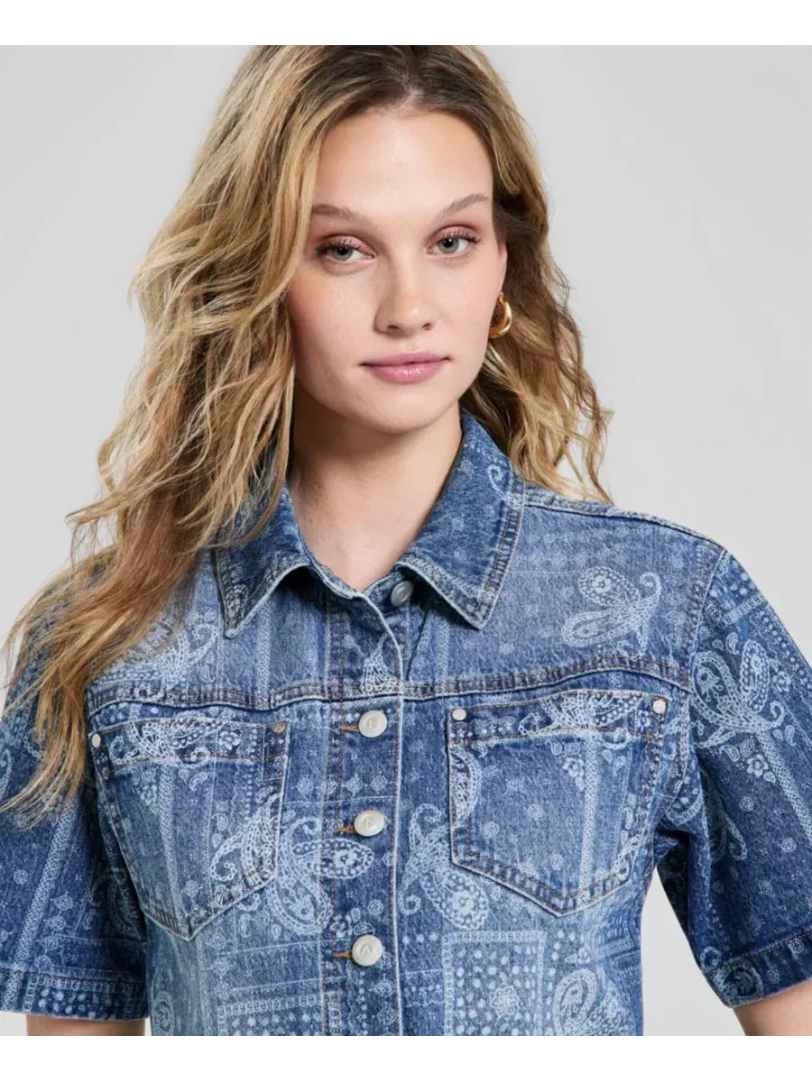 Женский джинсовый топ с коротким рукавом и джинсы с принтом бандана And Now This, Bandana Print — изображение 3 из 4