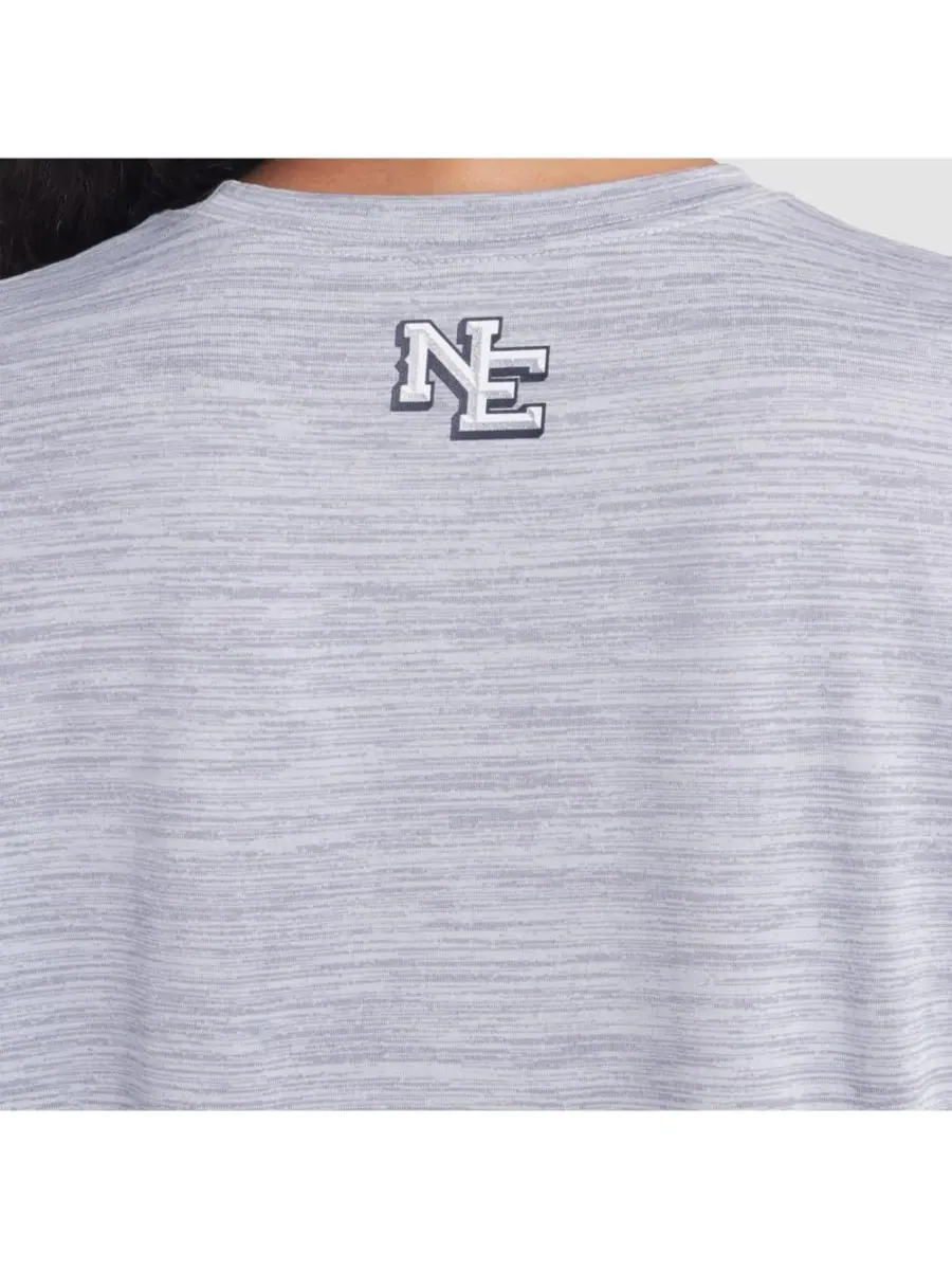Nike Женская серебристая футболка New England Patriots 2025 Rivalries Collection Sideline Velocity — изображение 5 из 5