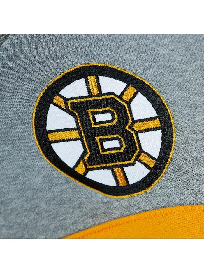 Мужская черно-серая толстовка с капюшоном Head Coach Boston Bruins Mitchell & Ness — изображение 2 из 4