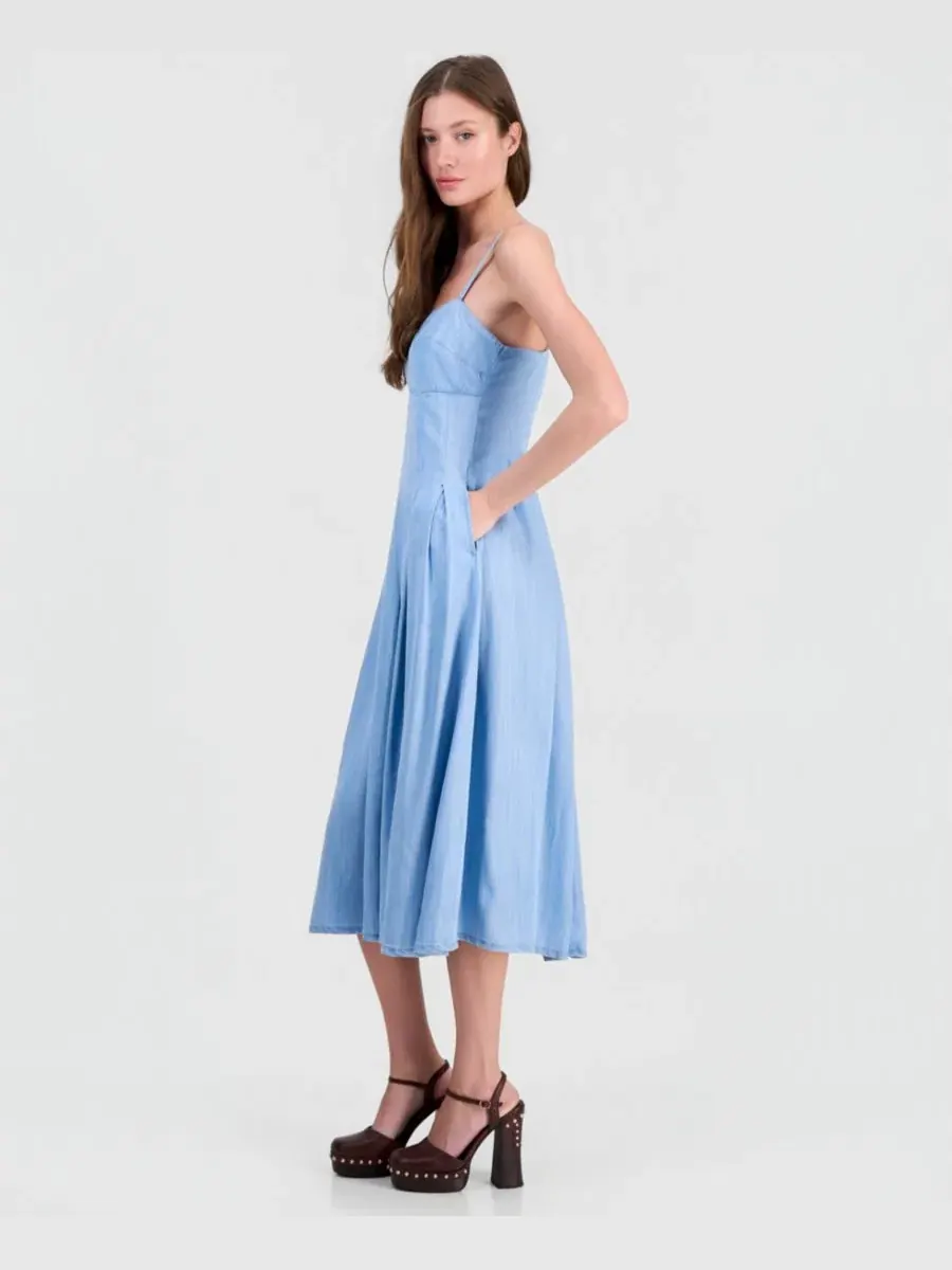 Платье миди плиссированное Bria Chambray GUESS, Escondido Wash — изображение 3 из 5