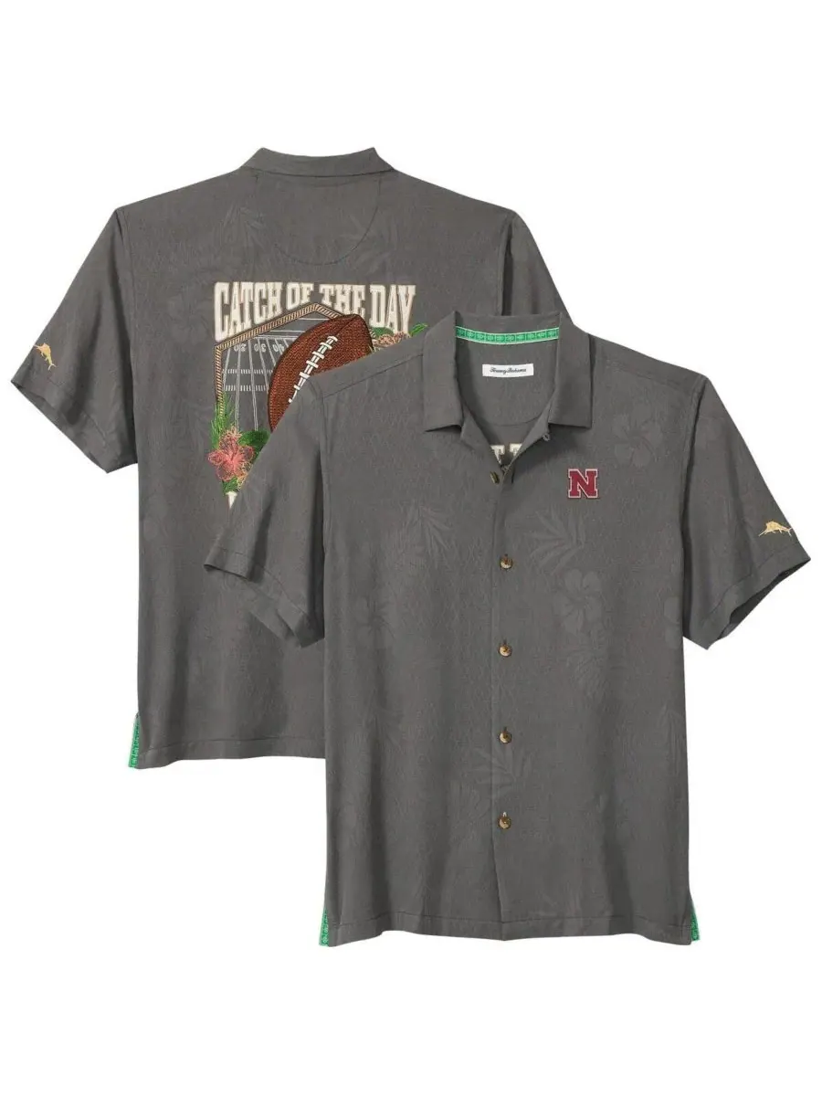 Tommy Bahama Мужская серая рубашка на пуговицах с символикой команды Nebraska Huskers Catch of the