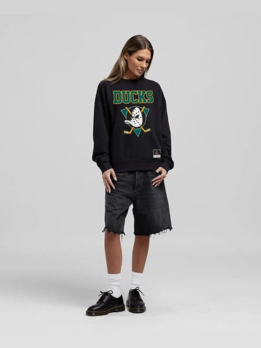 Свитшот женский оверсайз с принтом Anaheim Ducks Core Oversized Mitchell & Ness — изображение 1 из 2, черный