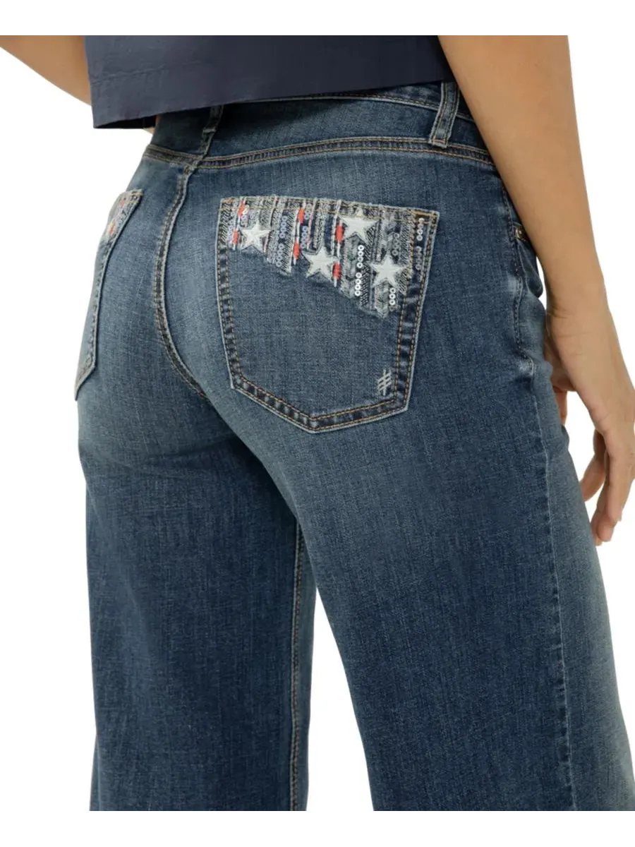 Женские джинсы Suki Mid-Rise Wide-Leg Americana Luxe Stretch Jeans с завышенной талией и широкими — изображение 3 из 4