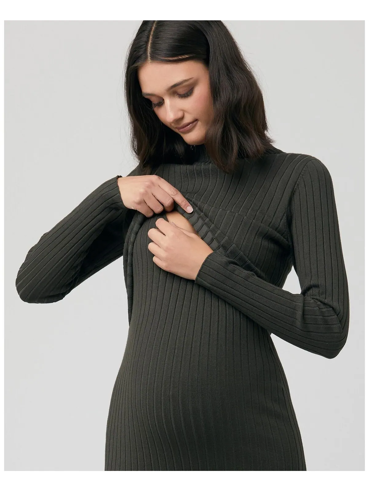 Трикотажное платье для кормления в рубчик Nella Ivy Ripe Maternity — изображение 2 из 3, зеленый