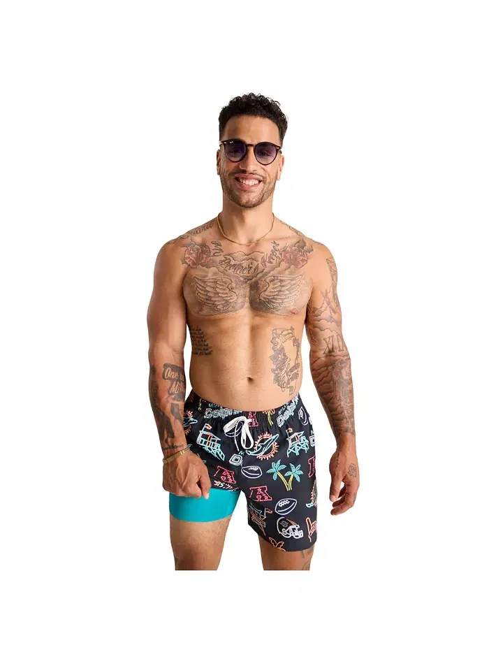 Мужские классические плавки Miami Dolphins The Neon с неоновой окантовкой, 5.5", черные Chubbies — изображение 1 из 4