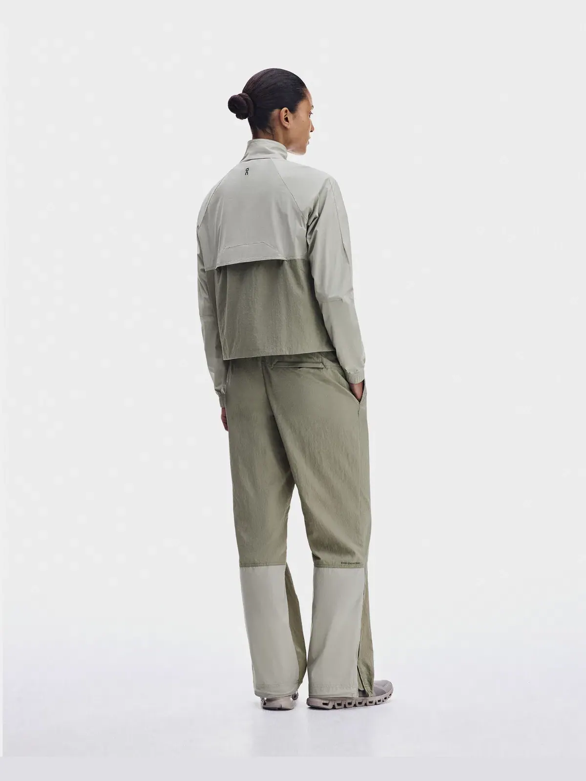 Женская куртка на молнии с застежкой-кнопками All-Day Track Jacket On, Vetiver/Brume — изображение 4 из 10, пыльно-коричневый