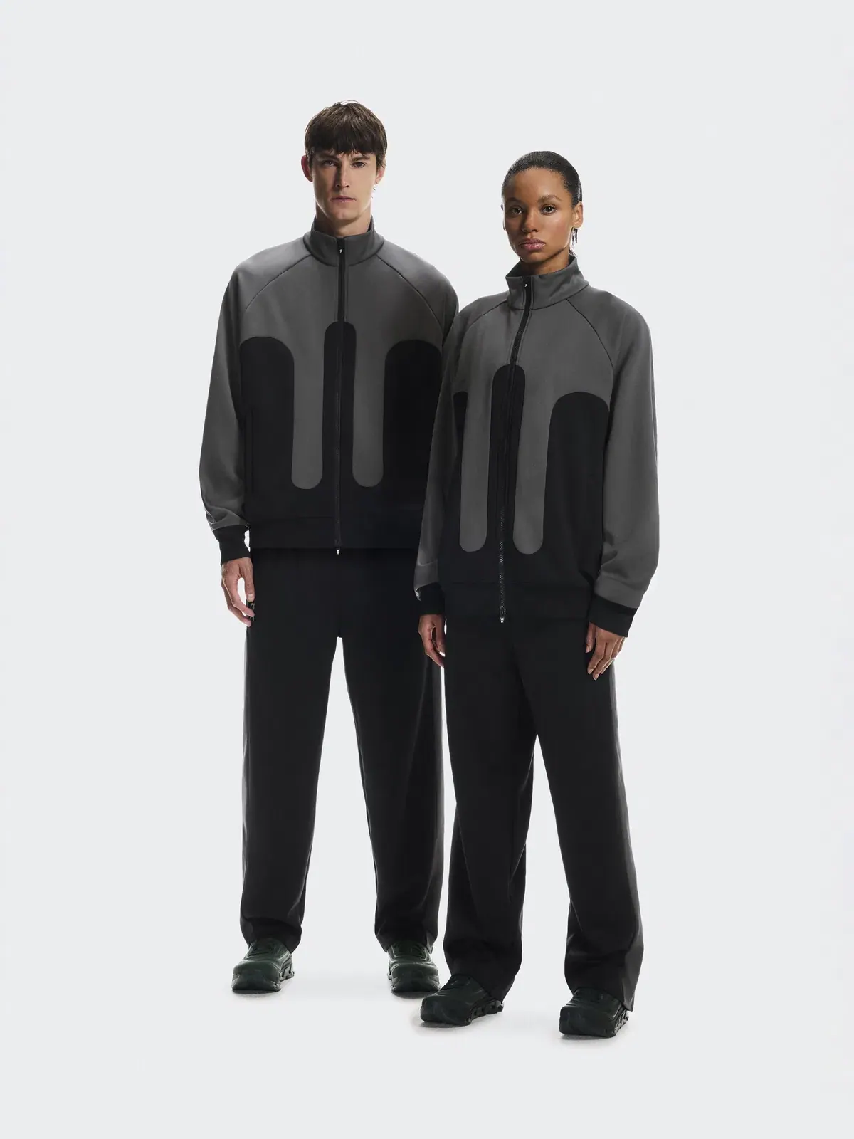Мужские спортивные брюки с эластичным поясом Track Pants IKON On — изображение 2 из 10, черный