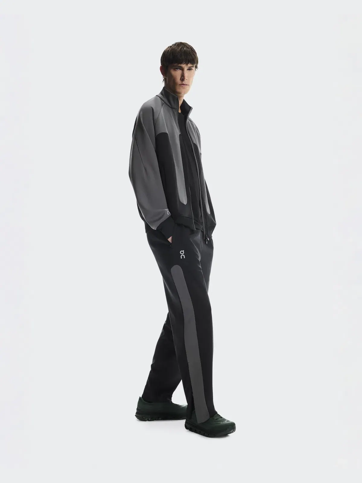 Мужские спортивные брюки с эластичным поясом Track Pants IKON On — изображение 5 из 10, черный