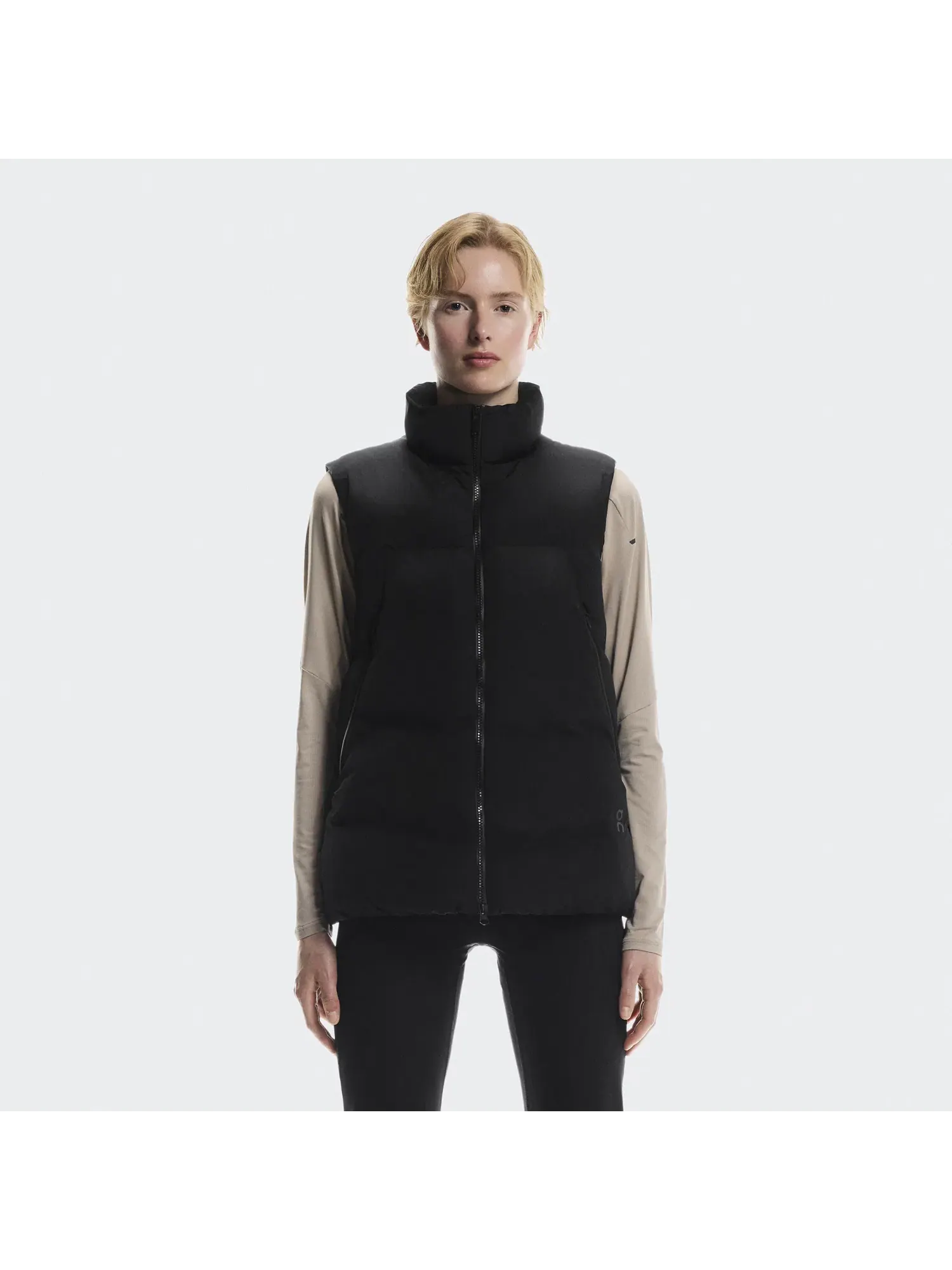 Женский жилет-пуховик с термоизоляцией All-Day Puffer Vest On — изображение 11 из 11, черный