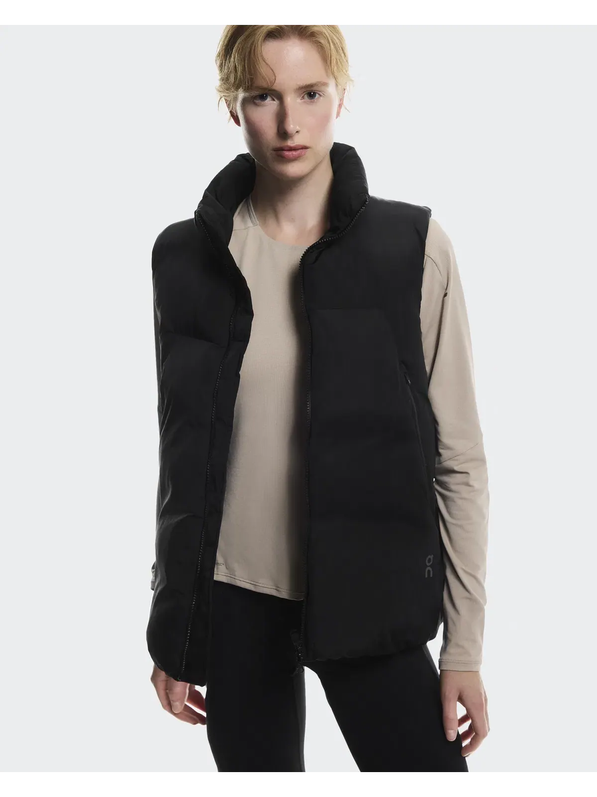 Женский жилет-пуховик с термоизоляцией All-Day Puffer Vest On — изображение 7 из 11, черный