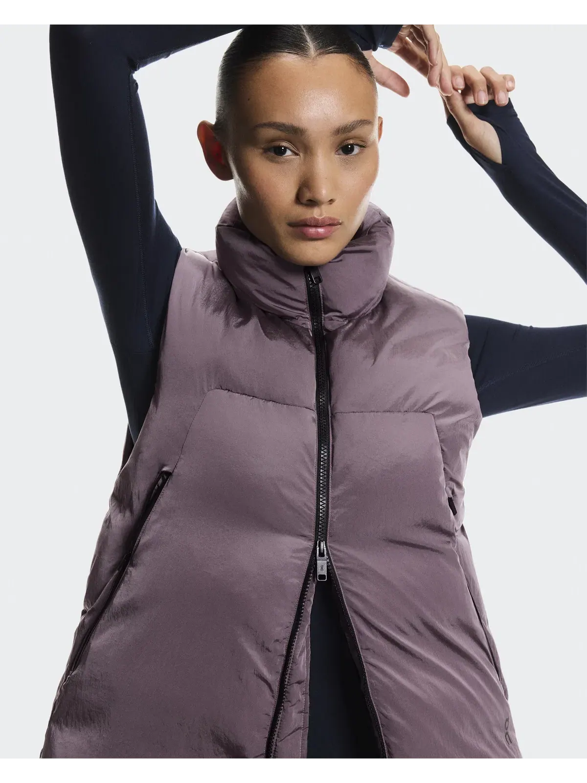 Женский жилет утепленный с карманами All-Day Puffer Vest On — изображение 7 из 10, гоби