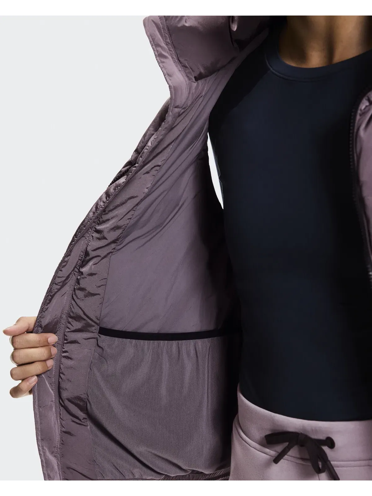 Женский жилет утепленный с карманами All-Day Puffer Vest On — изображение 8 из 10, гоби