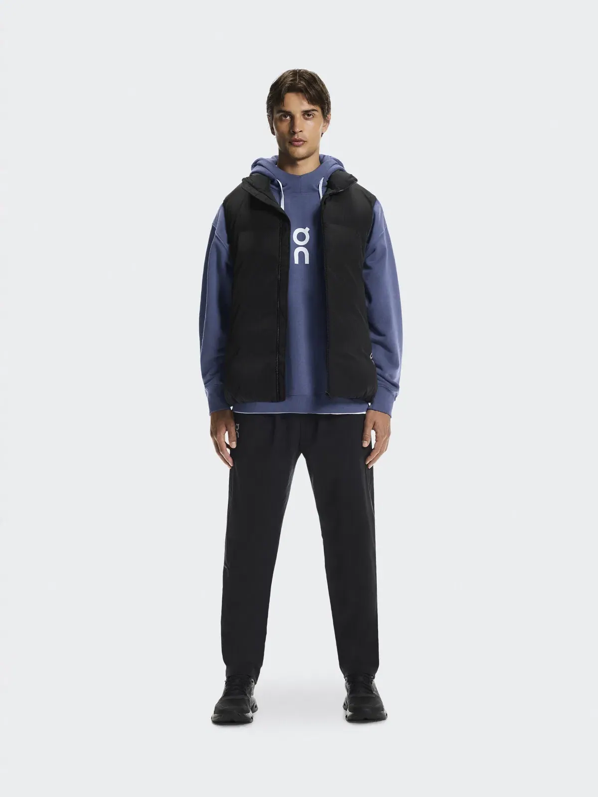 Мужской жилет All-Day Puffer Vest On — изображение 2 из 10, черный