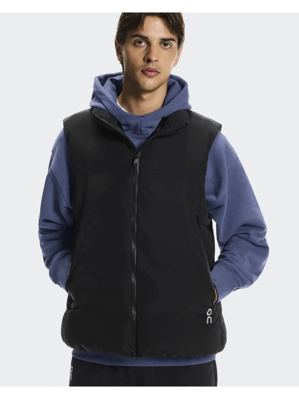 Мужской жилет All-Day Puffer Vest On — изображение 4 из 10, черный
