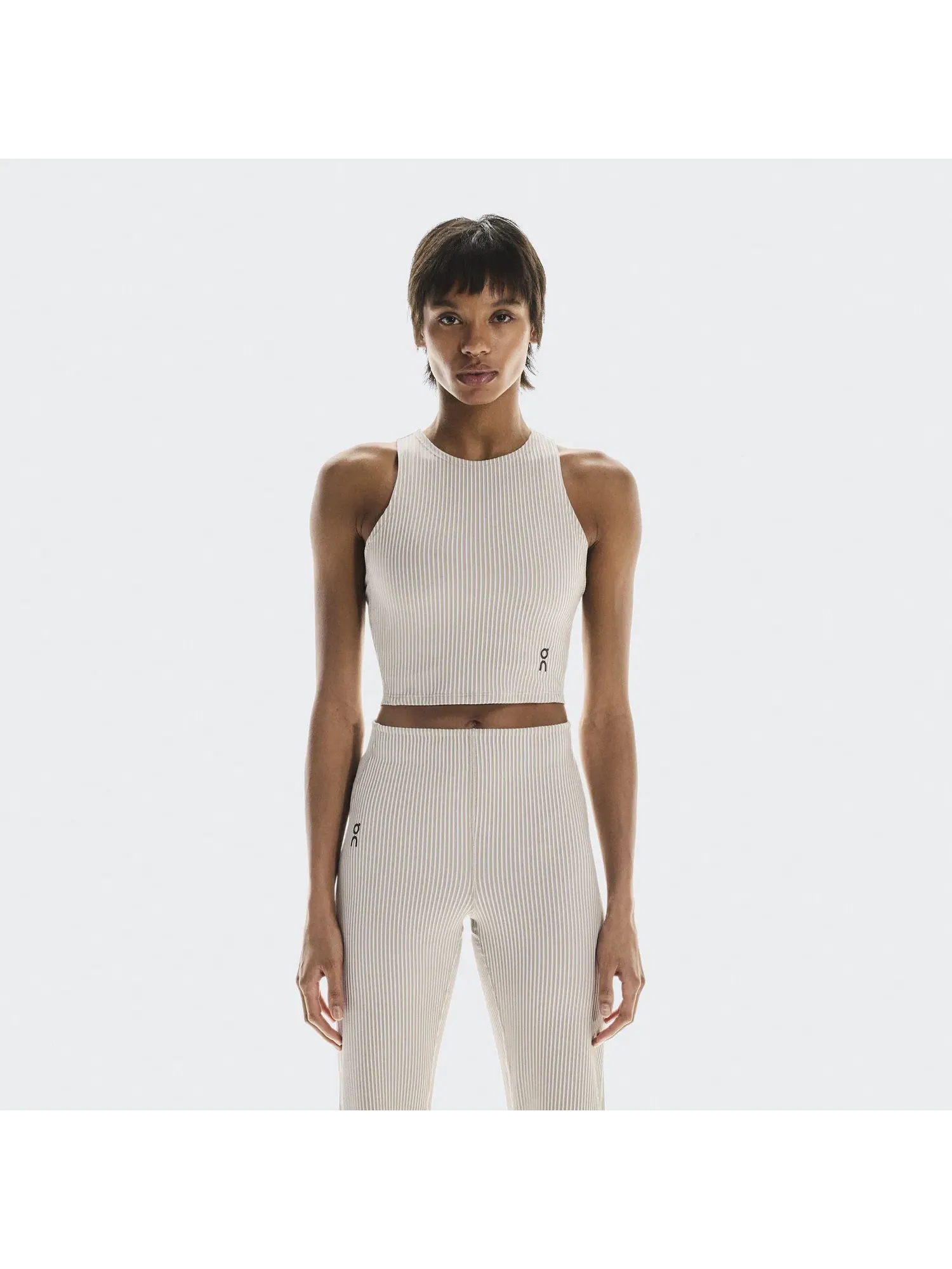 Женский топ-кроп с высоким вырезом All-Day Ribbed Crop On — изображение 7 из 7, белый