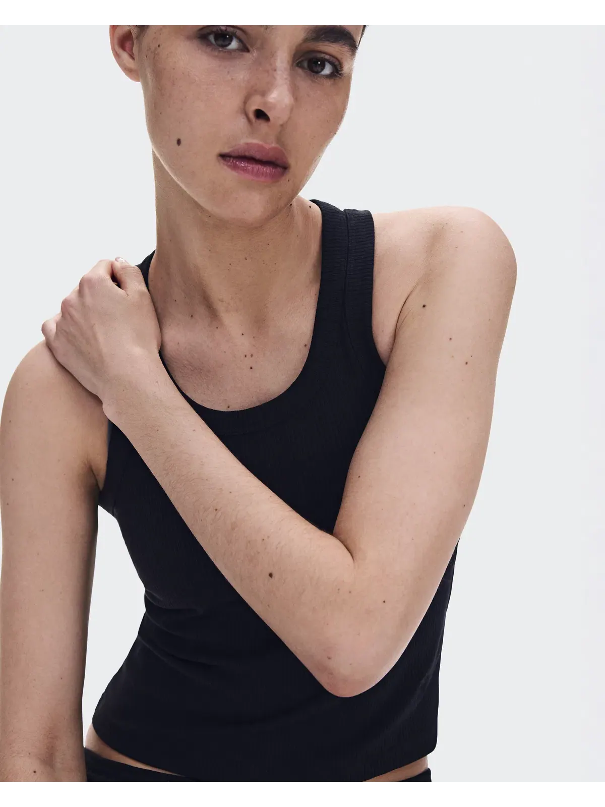 Женская футболка-майка без рукавов с принтом All-Day Ribbed Tank On — изображение 7 из 8, черный