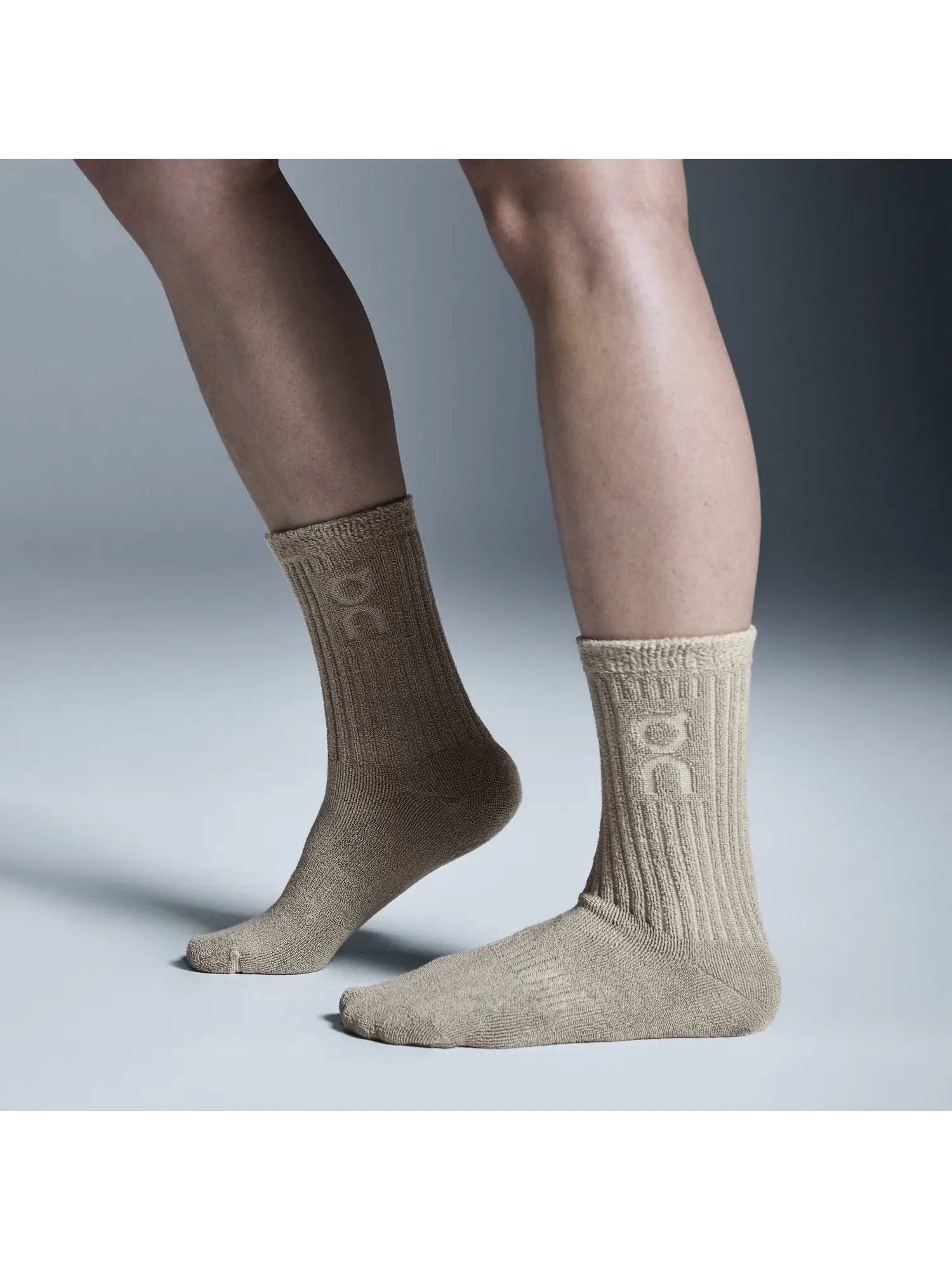Высокие носки с поддержкой свода стопы Terry Sock High On — изображение 5 из 5, пустынный