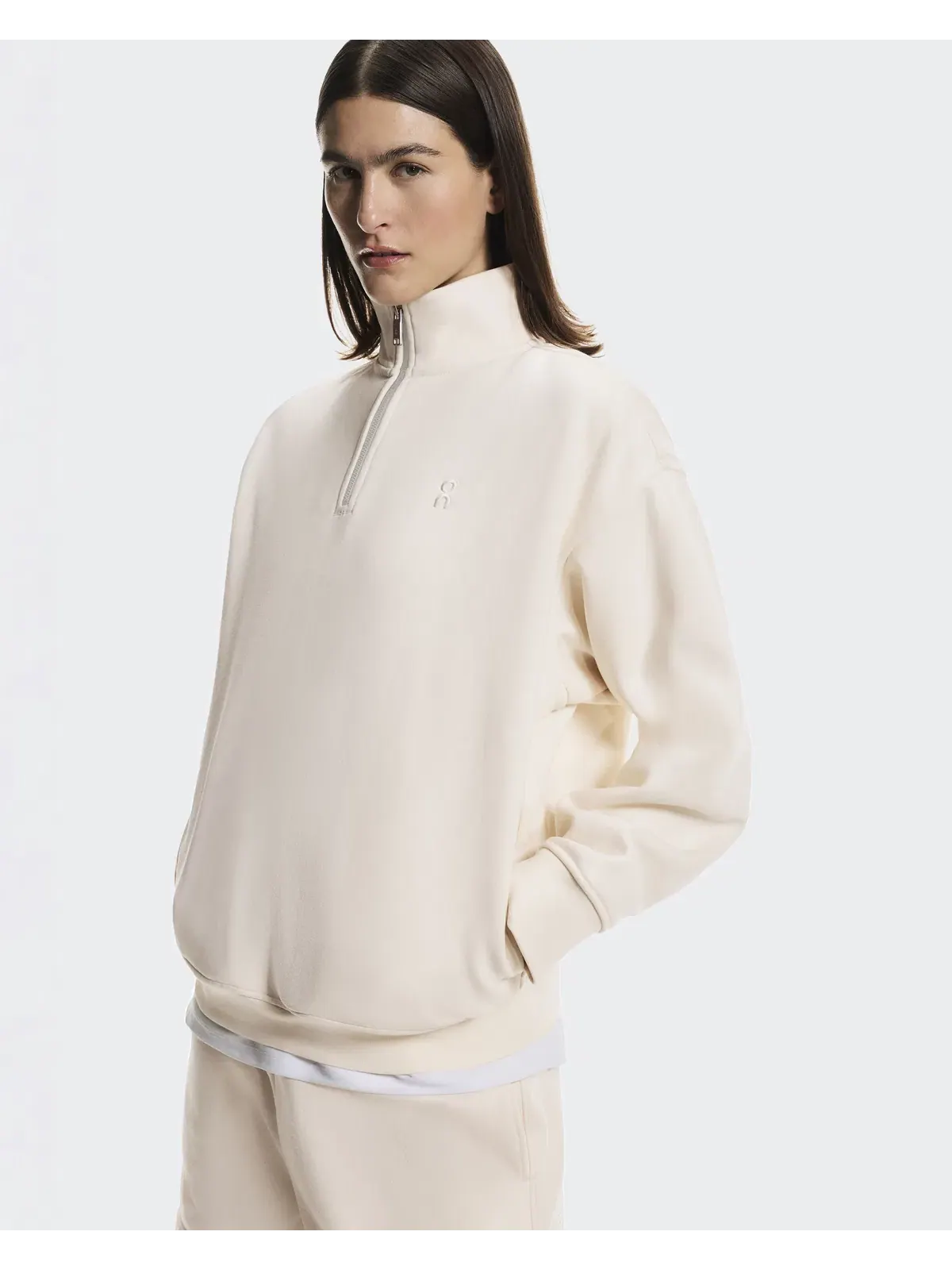 Женский свитшот на молнии с высоким воротом Club Collective 1/4 Zip On — изображение 4 из 9, бежевый