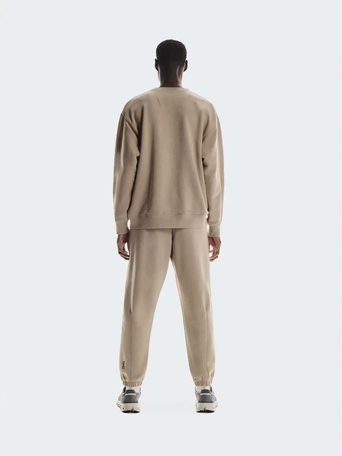 Мужской свитшот свободного кроя Club Crew On — изображение 3 из 7, пустынный