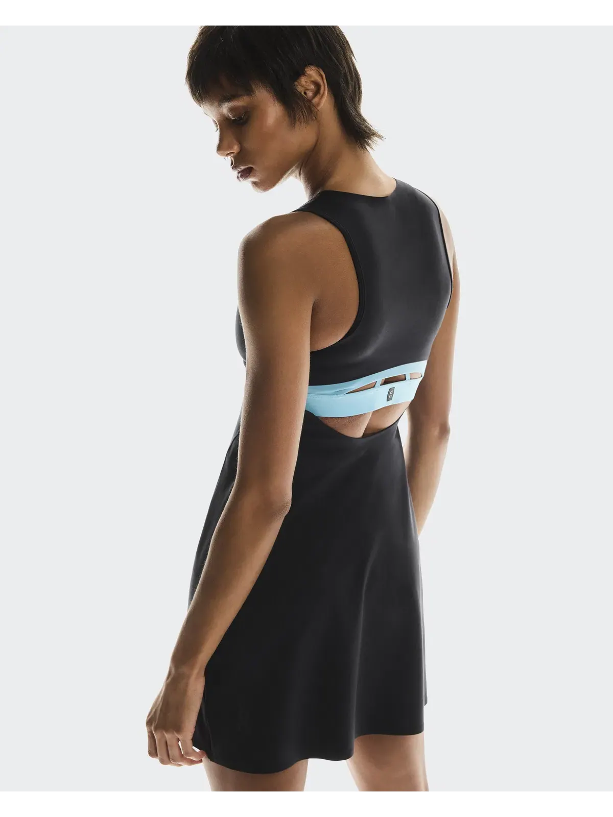 Женское платье для тренировок с открытой спиной Studio Dress On — изображение 5 из 8, черный