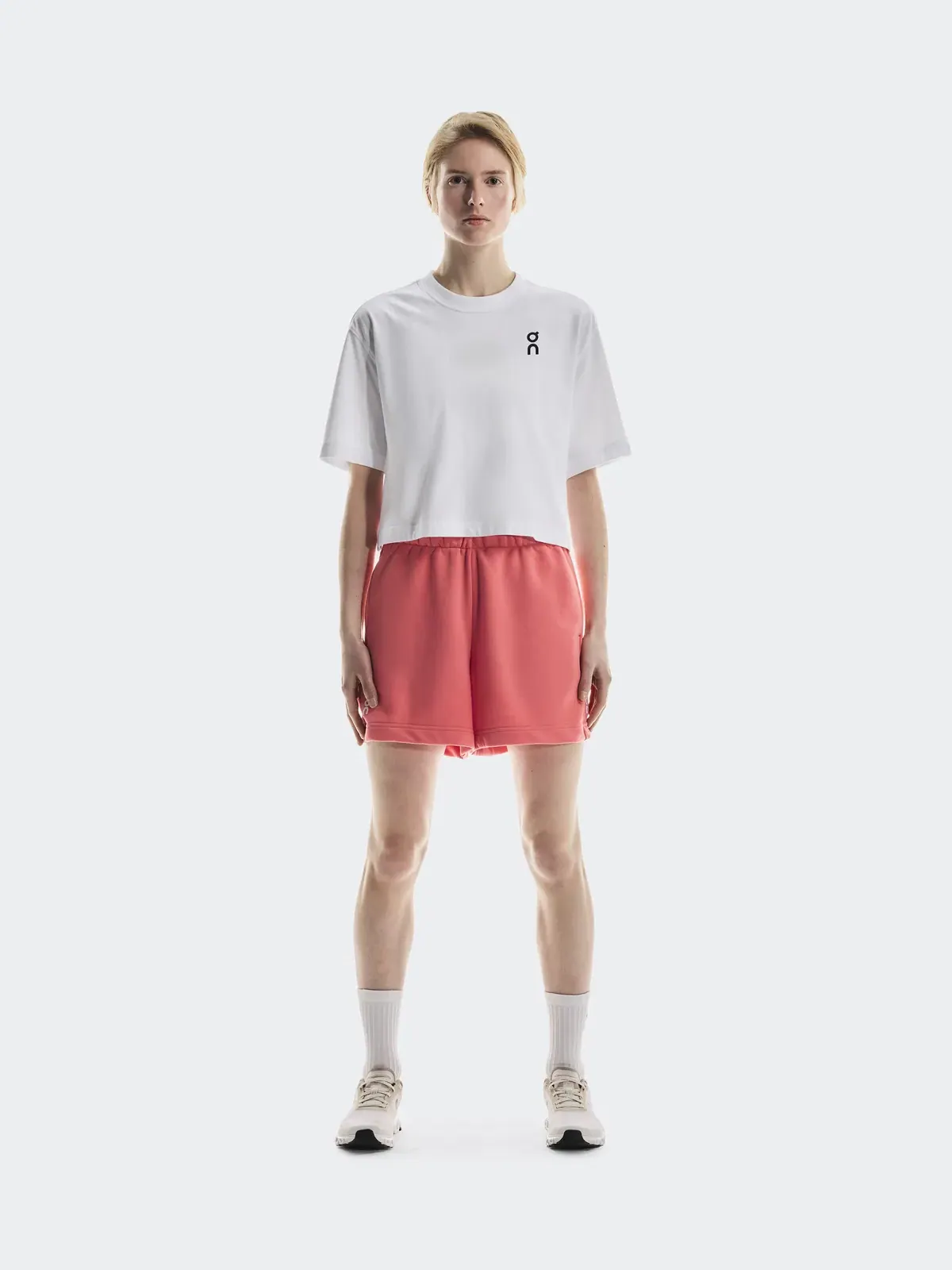 Женская футболка свободного кроя с принтом Club Boxy-T On White — изображение 2 из 7, белый
