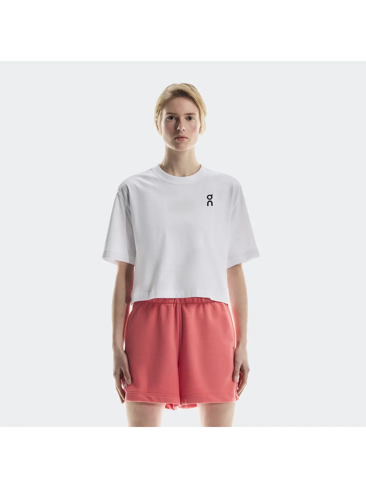 Женская футболка свободного кроя с принтом Club Boxy-T On White — изображение 7 из 7, белый