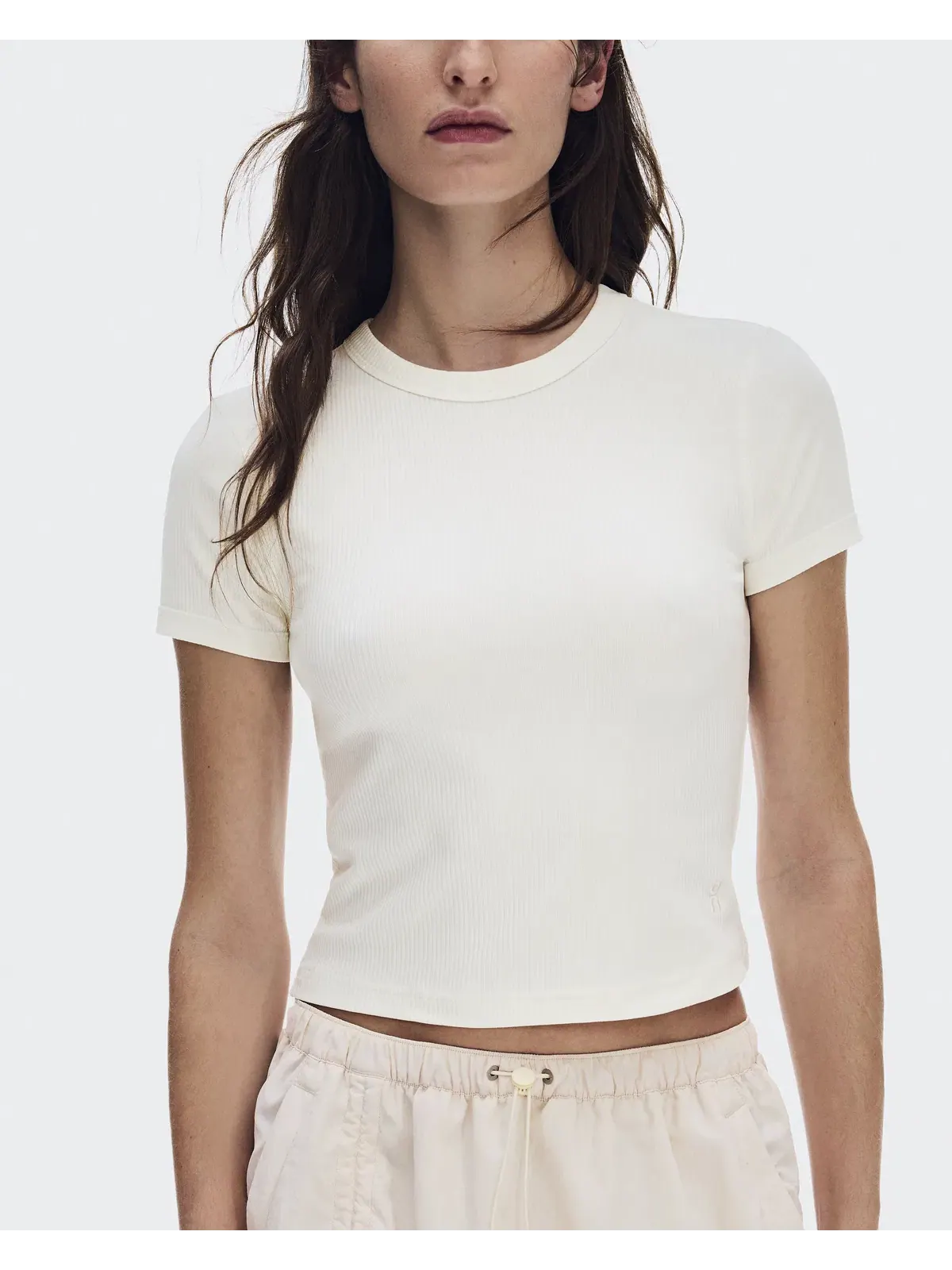 Женская футболка с принтом All-Day Ribbed T-Shirt On — изображение 3 из 9, белый