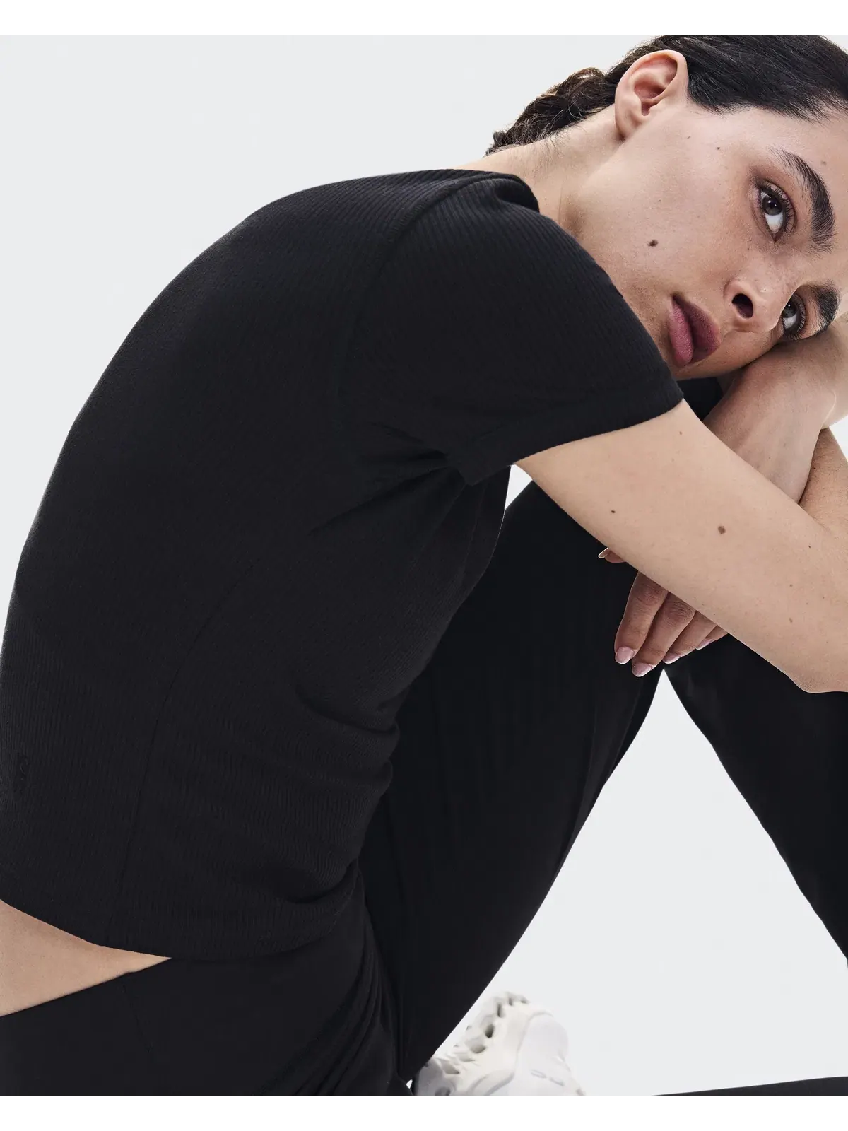 Женская футболка с принтом ребристая All-Day Ribbed T-Shirt On — изображение 5 из 9, черный