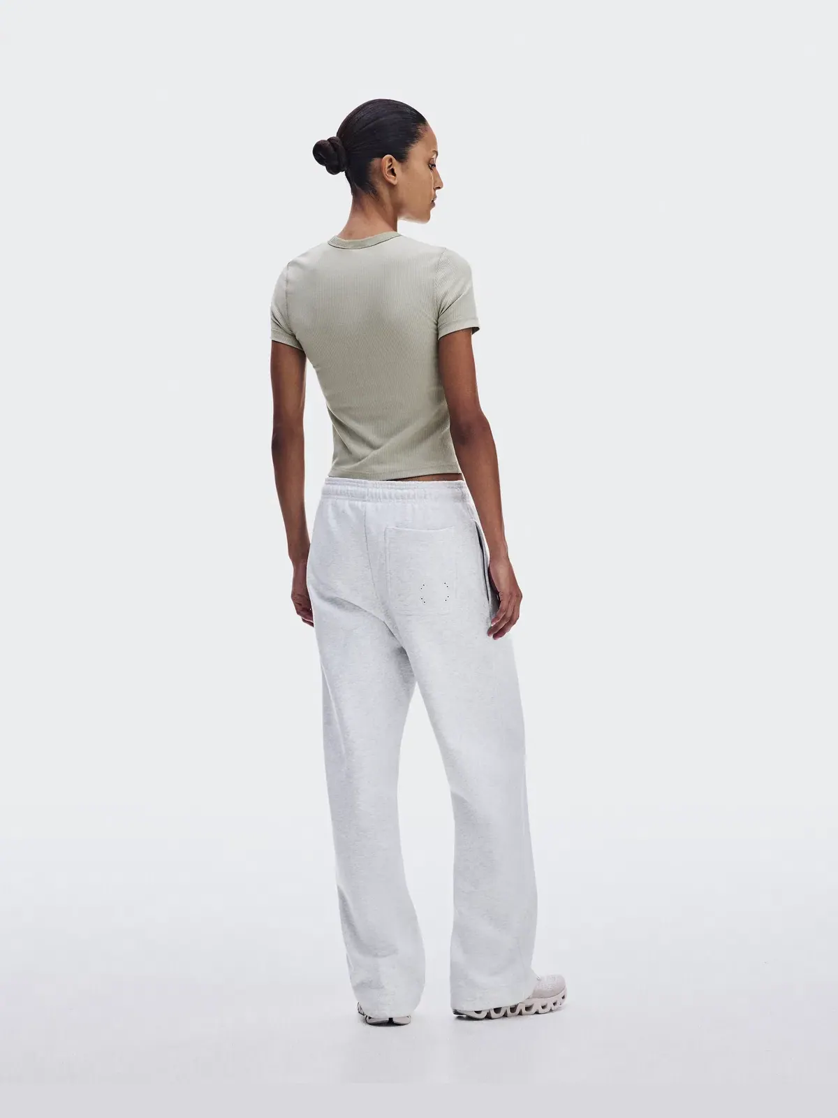 Женская футболка с принтом All-Day Ribbed T-Shirt On, Brume — изображение 4 из 9, дымчато-серый