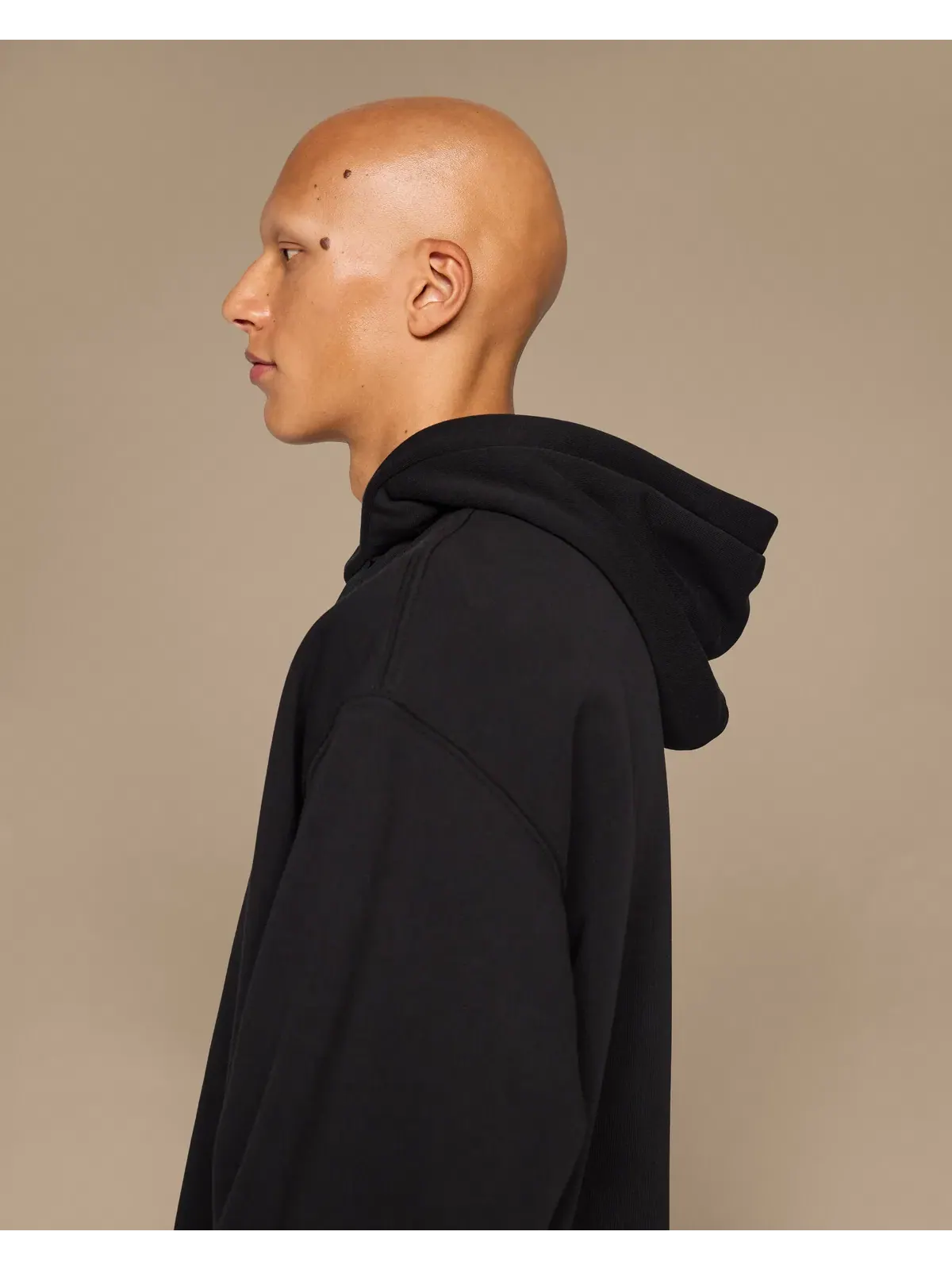 Мужское худи с капюшоном свободного кроя Club Hoodie On — изображение 5 из 6, черный