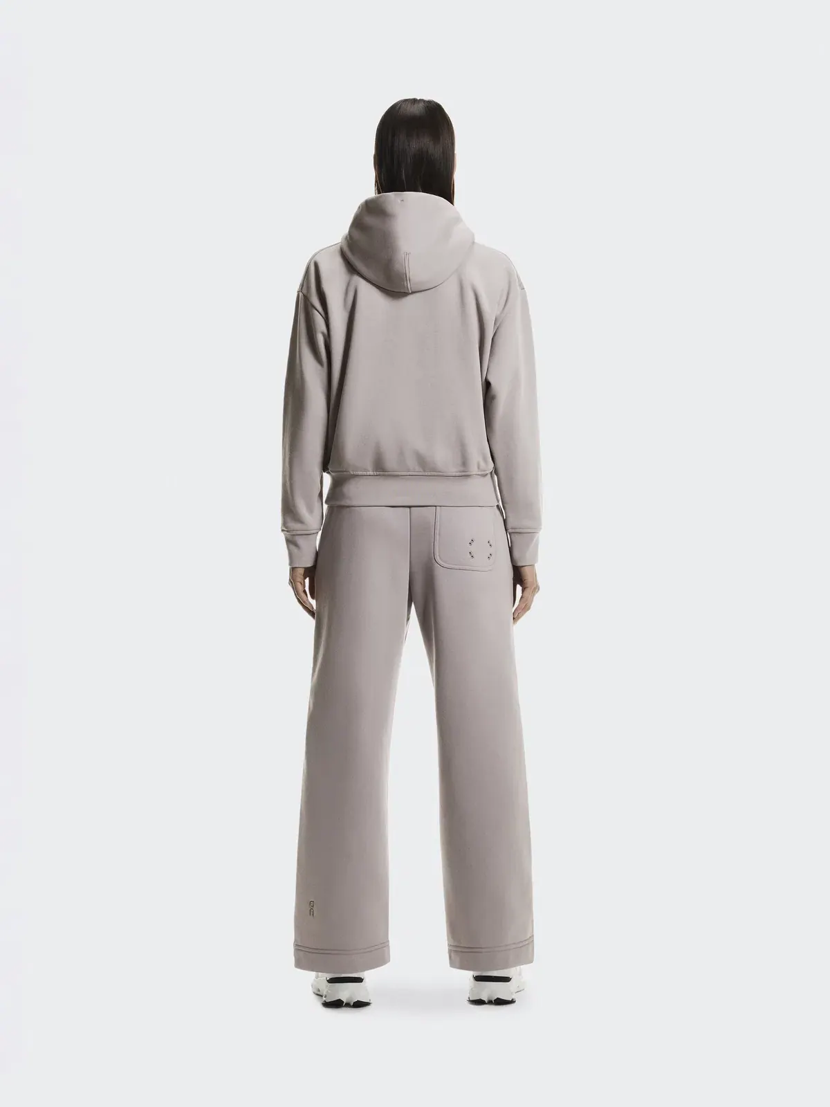 Женское худи с принтом Club Collective Hoodie On Ore — изображение 3 из 10, землисто-коричневый