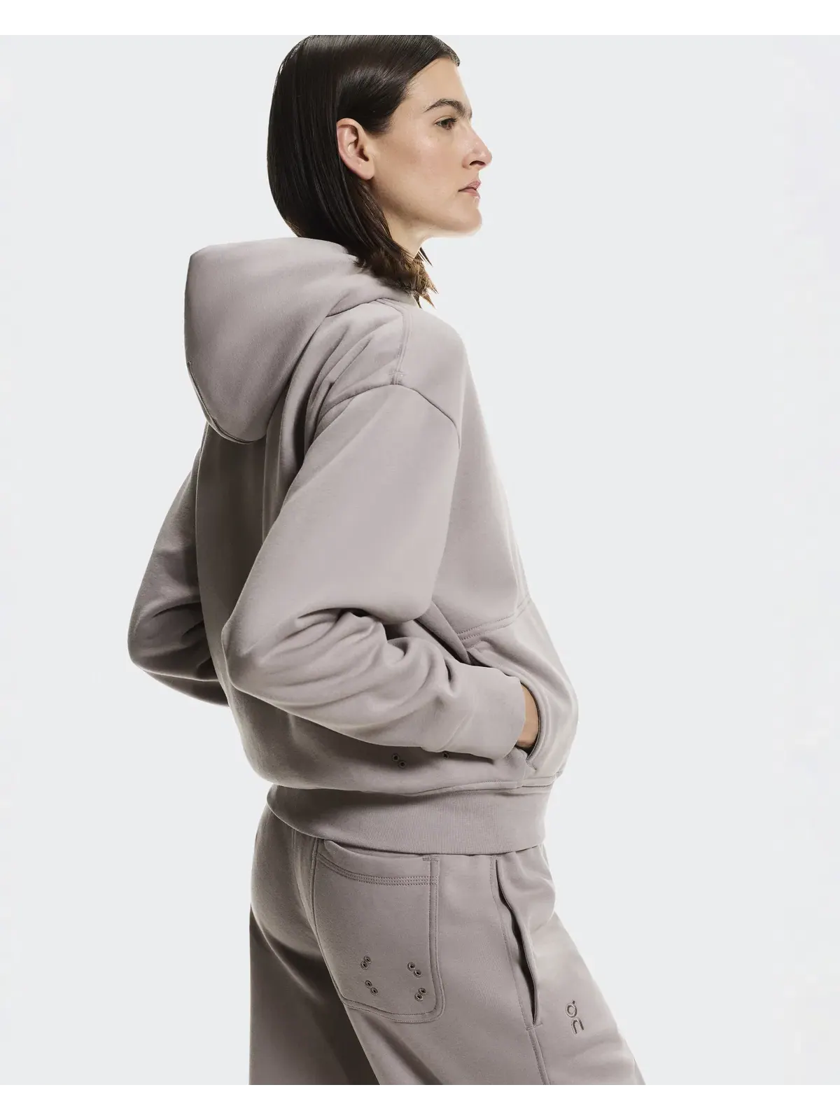 Женское худи с принтом Club Collective Hoodie On Ore — изображение 8 из 10, землисто-коричневый