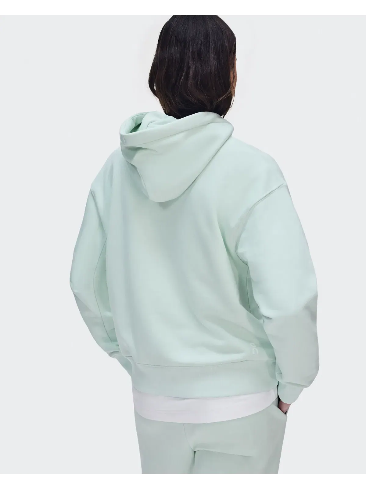 Женское худи свободного кроя с капюшоном Club Hoodie On, Flurry — изображение 6 из 8, бледно-голубой